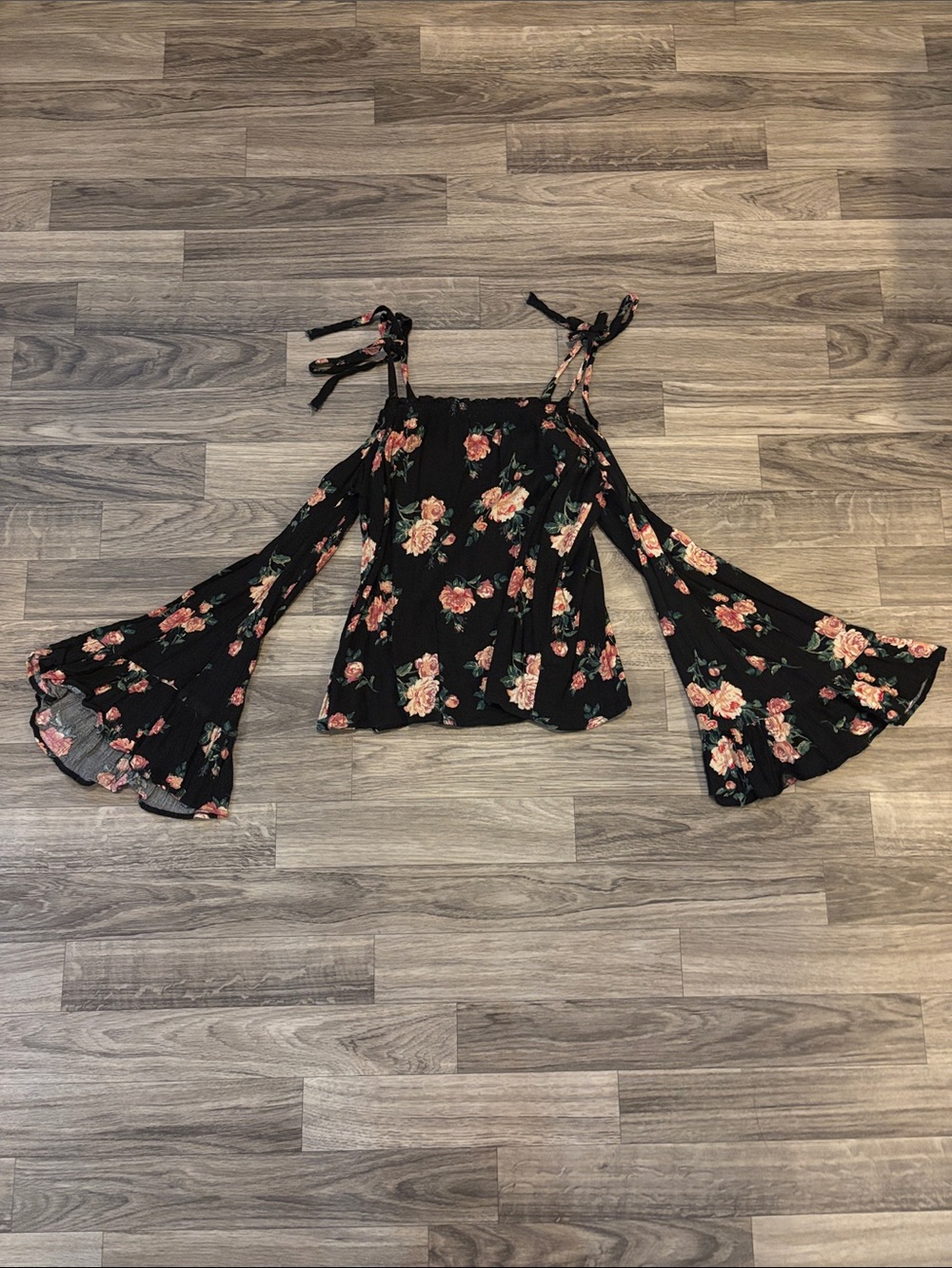 American Eagle Floral Top